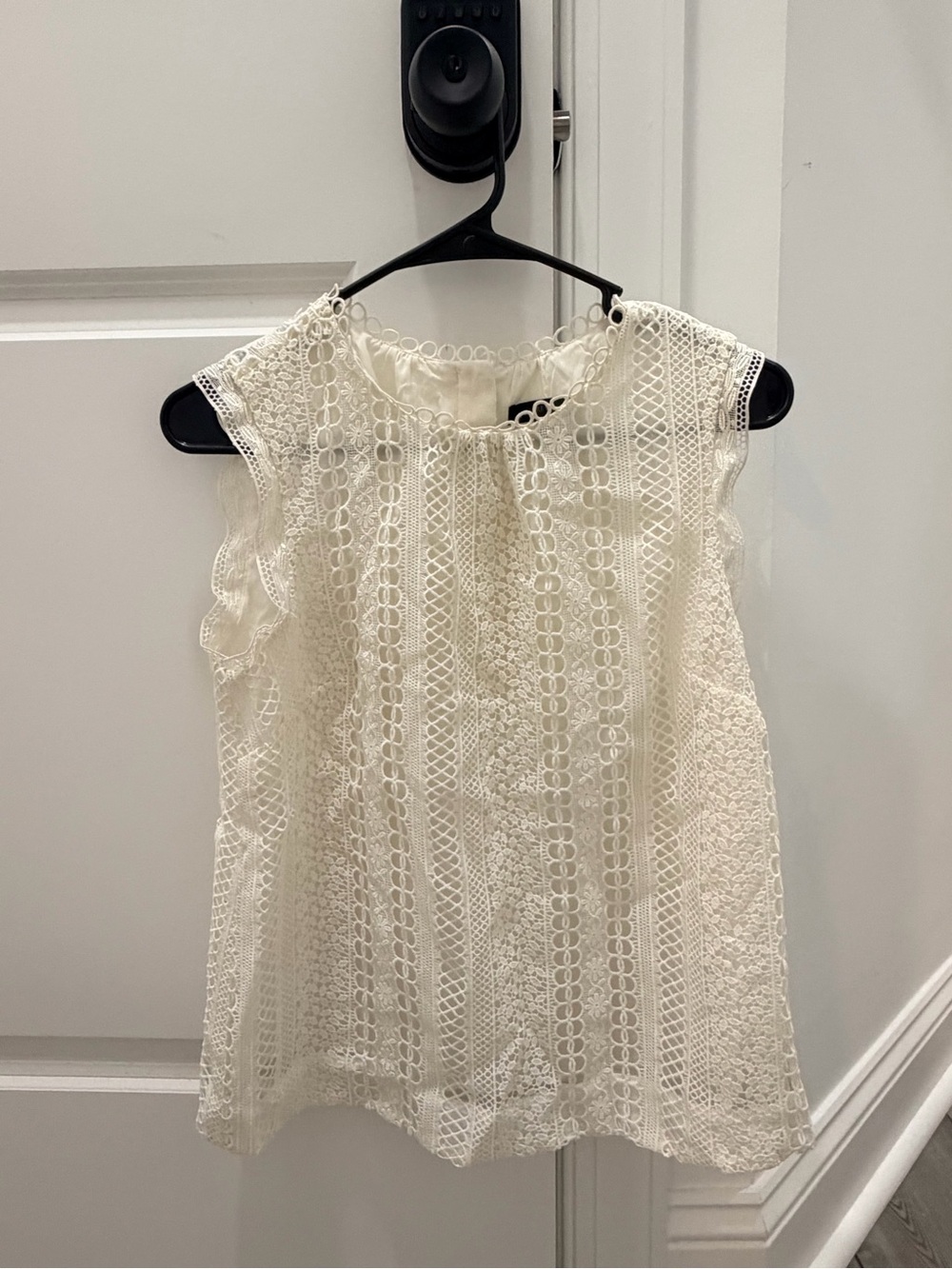J.Crew Ivory Lace Sleeveless Blouse Button Back Petite 4P